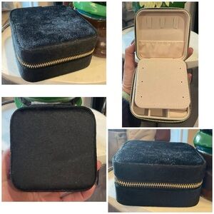 Black Velvet Jewelry Box with Zipper